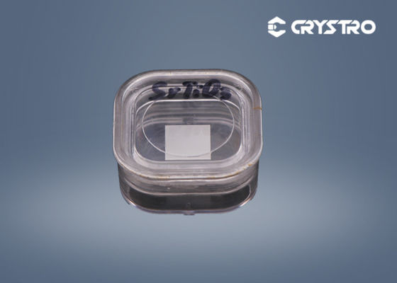 超伝導体の薄膜STOの水晶SrTiO3基質